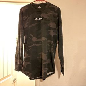 Men’s Hollister Camo Long Sleeve Tee
